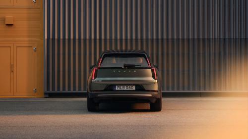 Volvo EX60