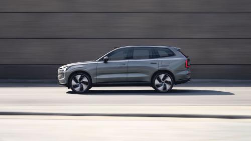 Volvo EX90 2