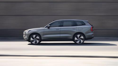 Volvo EX90 2