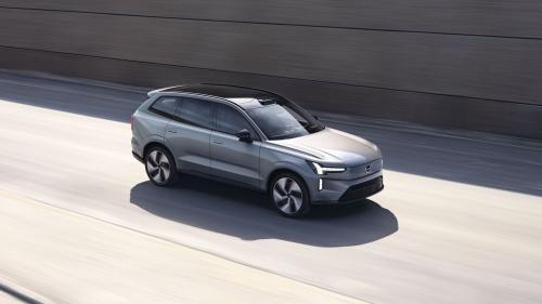 Volvo EX90 4