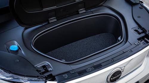 Volvo XC40 Recharge P6 FWD 14