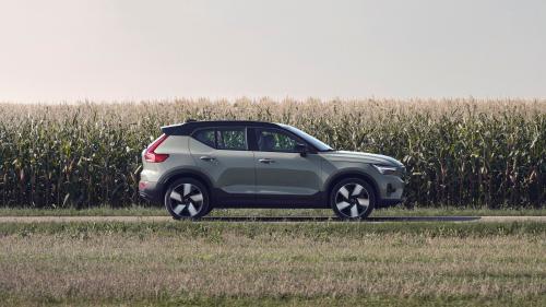 Volvo XC40 Recharge P6 FWD 2