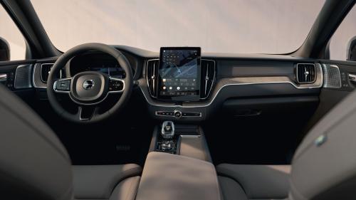 Volvo XC60 2025 4