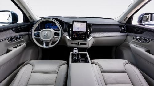 Volvo XC90 PHEV 2025 4