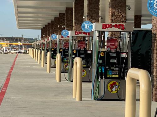 Worlds largest gas station 3