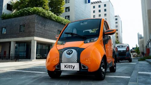 XEV Kitty 2