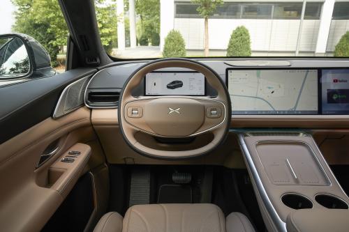 XPENG G9