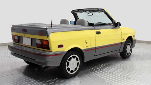 Yugo Cabrio