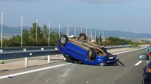 accident bariera asfalisi atixima