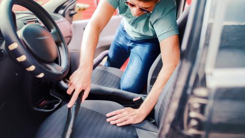 αφρός στο αυτοκίνητο