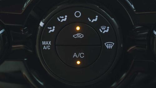air recirculation button 5