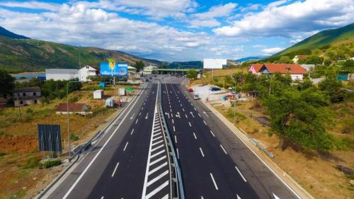 διόδια αλβανία ένας σταθμός