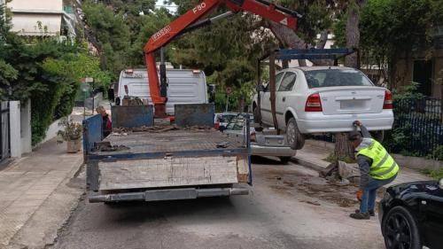 απομάκρυνση εγκαταλελειμμένων αυτοκινήτων