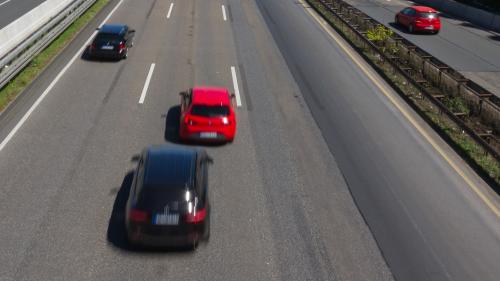 αριστερή λωρίδα προσπέραση