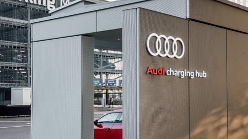 κόμβος φόρτισης ηλεκτρικών αυτοκίνητων Audi