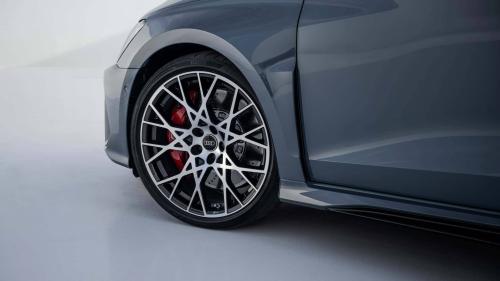 audi-rs-3-limousine-2024 3