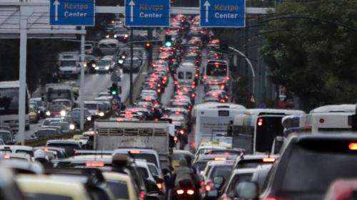 Αυτοκίνητα Ελλάδα με φόρο πολυτελούς διαβίωσης, καταργείται