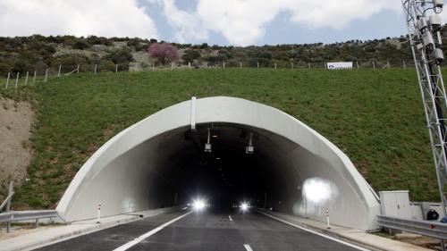 aytokinitodromos ellada protos