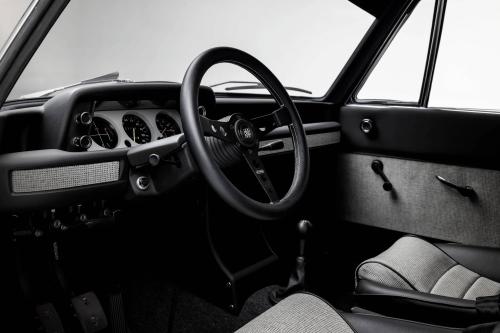 bmw 2002 d