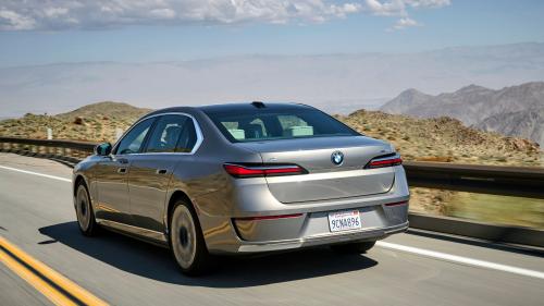 bmw i7 ελλάδα