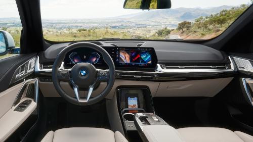 BMW X1 iX1