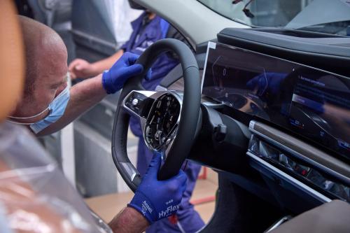 bmw 7 series production line