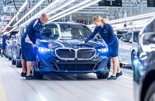 BMW i5