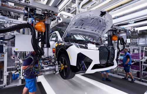 BMW iX