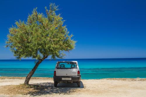 Αυτοκίνητο στον ήλιο