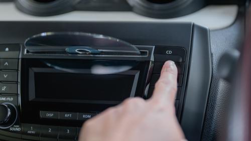 cd player στο αυτοκίνητο