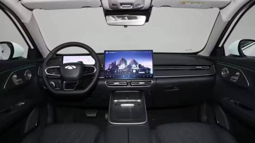 chery-plug-in-hybrid-12