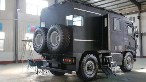 Chinese unimog b