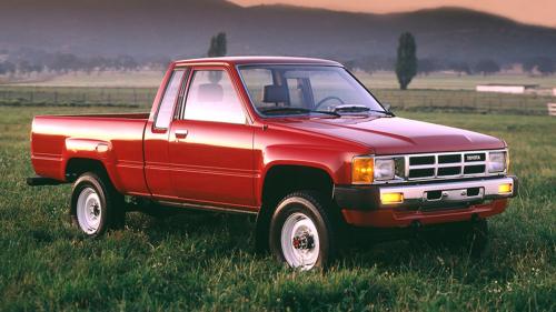 Η Toyota έχει ιδιαίτερα πλούσια παράδοση στα μικρά, χρηστικά Pick-up