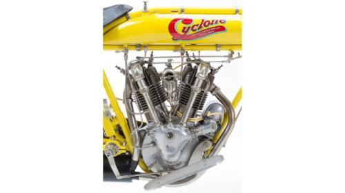 cyclone v twin b