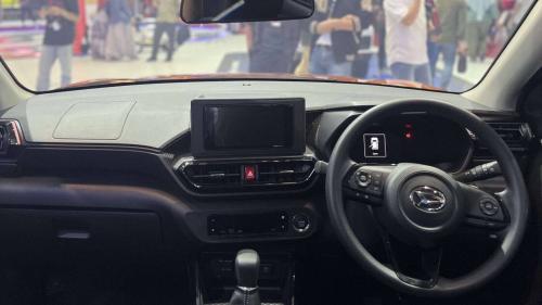 daihatsu-rocky-2
