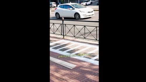 θέσεων στάθμευσης ηλεκτρικών πατινιών