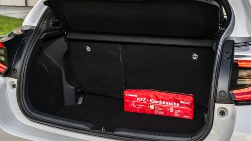 οδήγηση νέο mazda2 hybrid