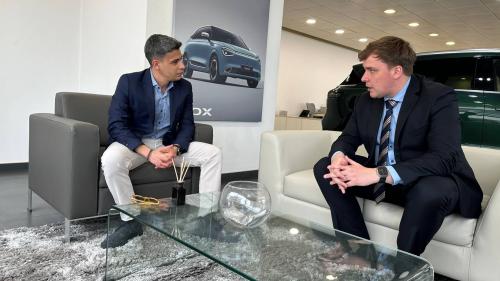 Vernooij Γαλάνης συνέντευξη Dongfeng