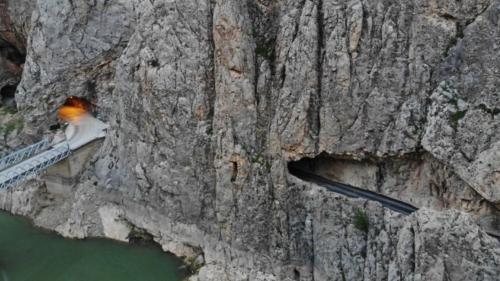 epikindinos dromos tourkia