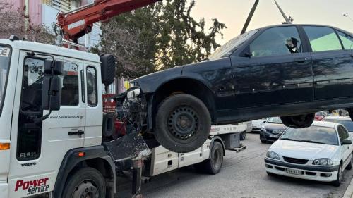 εγκαταλελειμμένα αυτοκίνητα