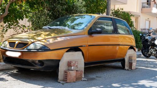εγκαταλελειμμένα οχήματα δήμος αθηναίων