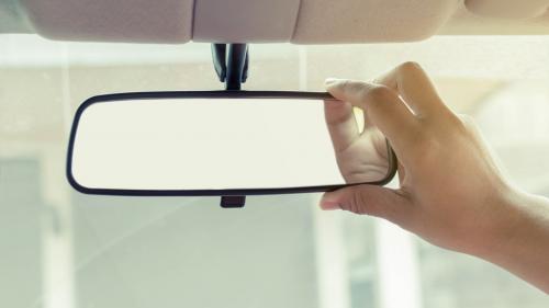 εσωτερικός καθρέπτης
