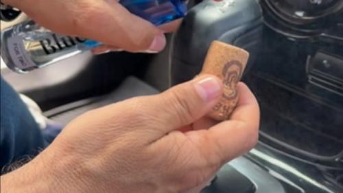 fellos sto autokinito