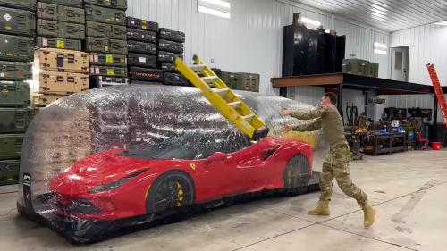 καταστροφή Ferrari F8 Tributo