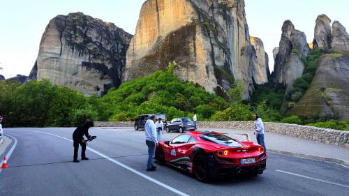 ferrari f8 tributo ρεκόρ στα Μετέωρτα