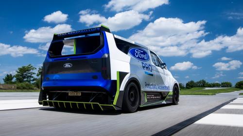 ford pro electric supervan 05