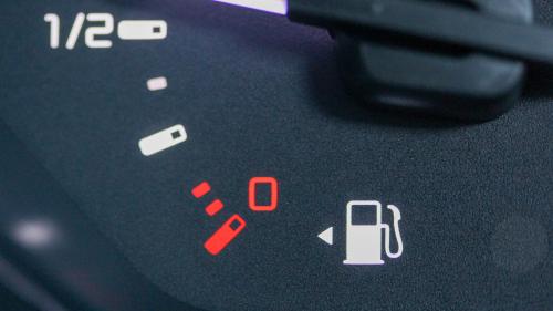 velaki tapas kausimou