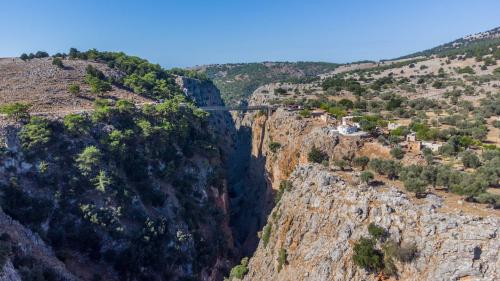 Aradena bridge 1