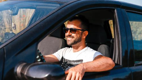γυαλιά ηλιου οδήγηση το καλοκαίρι