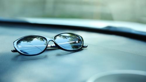 sunglasses-in-car 2